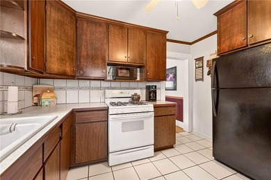 Welcome to this lovingly maintained 3-bedroom, 1.5-bath home in - photo 14