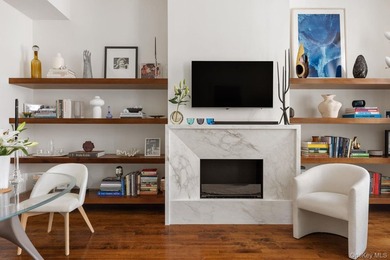 Welcome to lucky loft 7A at the refined Bullmoose. This gorgeous - photo 4