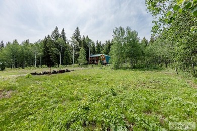 Come claim your private slice of heaven in the coveted Lakeview - photo 14