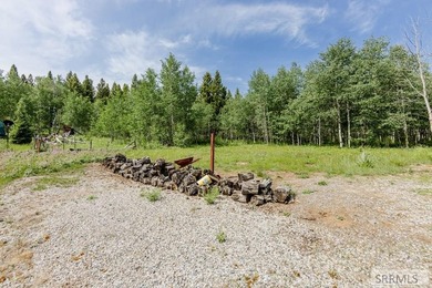 Come claim your private slice of heaven in the coveted Lakeview - photo 15