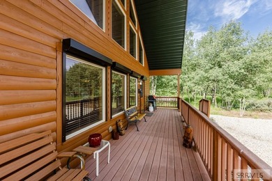 Come claim your private slice of heaven in the coveted Lakeview - photo 17