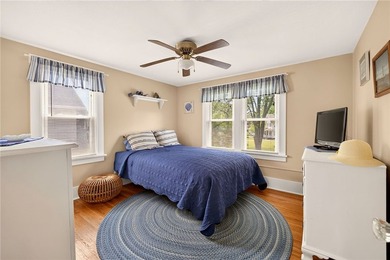 Welcome to this lovingly maintained 3-bedroom, 1.5-bath home in - photo 19