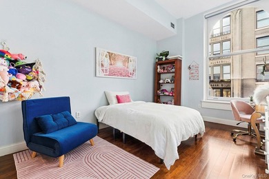 Welcome to lucky loft 7A at the refined Bullmoose. This gorgeous - photo 9