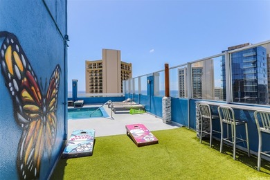 Legal vacation rental in the Waikiki resort zone. High floor - photo 22