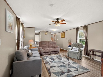 Move right in and start enjoying summer at Dewart Lake! Sold - photo 28