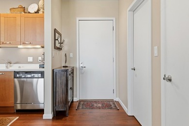 Commanding views of the city and lake from this 17th floor unit - photo 3