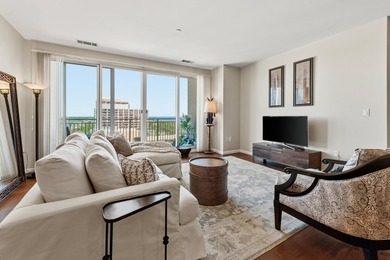 Commanding views of the city and lake from this 17th floor unit - photo 8
