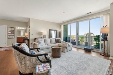 Commanding views of the city and lake from this 17th floor unit - photo 9