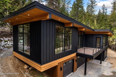 Stunning custom home with sweeping treetop and mountain views - photo 2