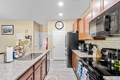 Welcome home to this beautiful 4-bedroom, 2.5-bath home - photo 15