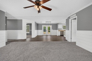Spacious 5-bedroom, 3-bath mobile home built in 2017, offering - photo 21