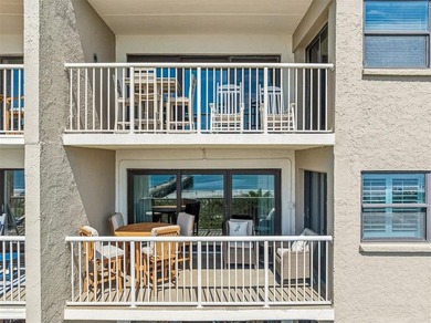 Paradise awaits in this beautifully updated 4th-floor oceanfront - photo 22