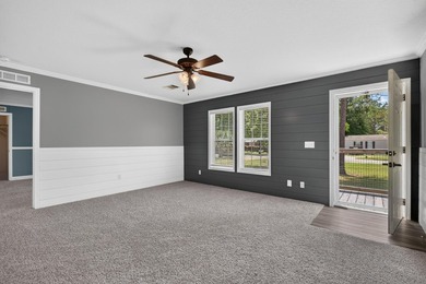 Spacious 5-bedroom, 3-bath mobile home built in 2017, offering - photo 23