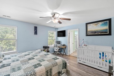 Welcome home to this beautiful 4-bedroom, 2.5-bath home - photo 24