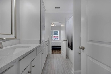This is the kind of property that makes short-term rental - photo 24