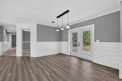 Spacious 5-bedroom, 3-bath mobile home built in 2017, offering - photo 26