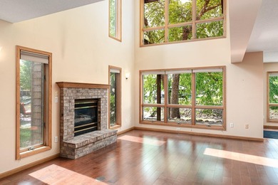 Experience waterfront living in one of Onalaska's most - photo 7