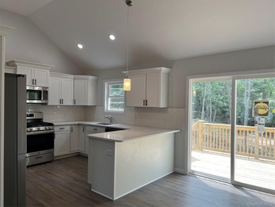 Brand-new Raised Ranch currently under construction! A model - photo 7