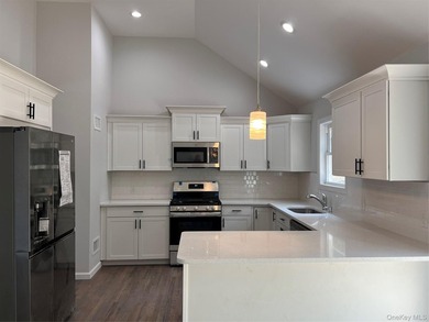 Brand-new Raised Ranch currently under construction! A model - photo 8