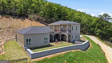 Discover your dream home with breathtaking panoramic long-range - photo 10