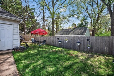 Well cared for triplex in the heart of NE Mpls. Walk to Boom - photo 3