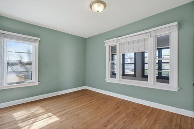 Well cared for triplex in the heart of NE Mpls. Walk to Boom - photo 8