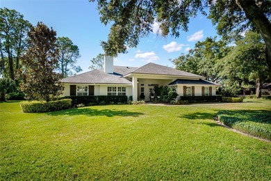 (private lake, pond, creek) Home Sale Pending in Windermere Florida