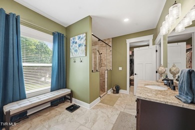 Timeless Craftsmanship Meets Modern Luxury on 1.2 Acres. Prepare - photo 23