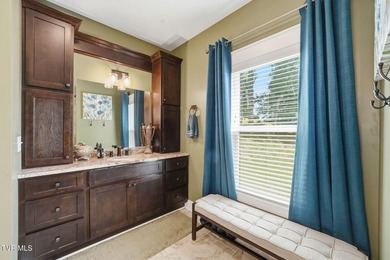 Timeless Craftsmanship Meets Modern Luxury on 1.2 Acres. Prepare - photo 25