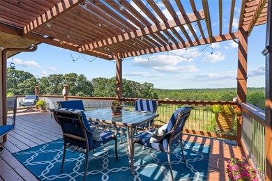 Discover a rare multi-generational property with sweeping views - photo 25