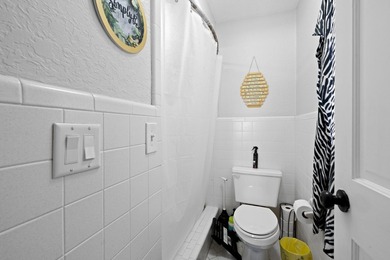 Beautifully maintained home featuring a brand-new 2025 roof for - photo 29