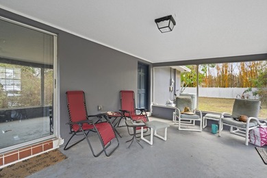 Beautifully maintained home featuring a brand-new 2025 roof for - photo 34
