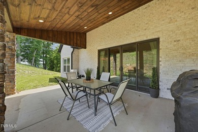 Timeless Craftsmanship Meets Modern Luxury on 1.2 Acres. Prepare - photo 37