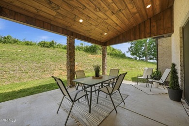 Timeless Craftsmanship Meets Modern Luxury on 1.2 Acres. Prepare - photo 38