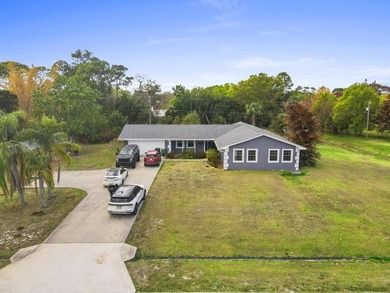 Beautifully maintained home featuring a brand-new 2025 roof for - photo 42