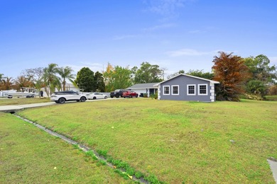 Beautifully maintained home featuring a brand-new 2025 roof for - photo 45