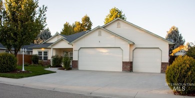 Lake Lowell Home Sale Pending in Nampa Idaho