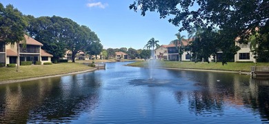 (private lake, pond, coastal) Condo For Sale in Boca Raton Florida