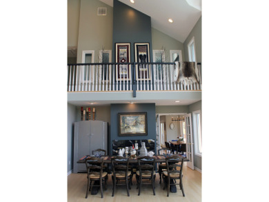 Custom built 5,000 square foot lake home on 1.3 private acres! - photo 6