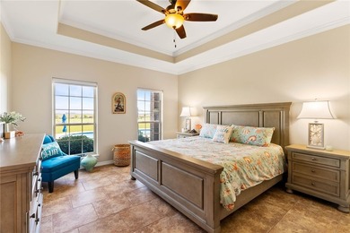 Discover the perfect blend of style and comfort in this - photo 13