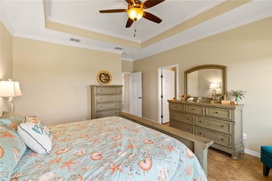 Discover the perfect blend of style and comfort in this - photo 15
