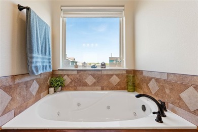 Discover the perfect blend of style and comfort in this - photo 18