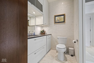 Must See!!  Luxurious downtown 2 bed / 2.5 bath 9th floor