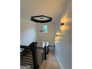 Gorgeous 4 bedroom 2.5 bath traditional style home with stunning - photo 23