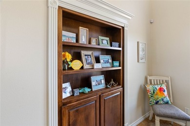 Discover the perfect blend of style and comfort in this - photo 36