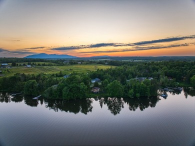 Lake Home For Sale in Sainte-Catherine-de-Hatley,
