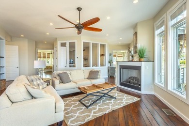Panoramic sunset views and unmatched waterfront living in this - photo 13
