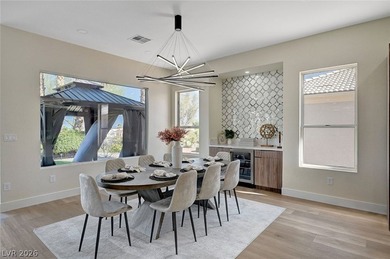 Discover this exquisite 1-story residence in Siena, a - photo 18