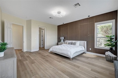 Discover this exquisite 1-story residence in Siena, a - photo 27