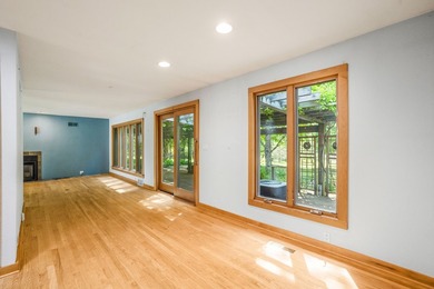 Located in desirable Spring Creek Estates, this charming ranch - photo 10